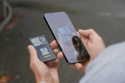 AirCard™ Pro Tracker