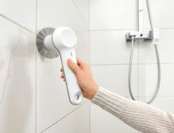 Akku-Handreinigungsbürste 8-in-1
