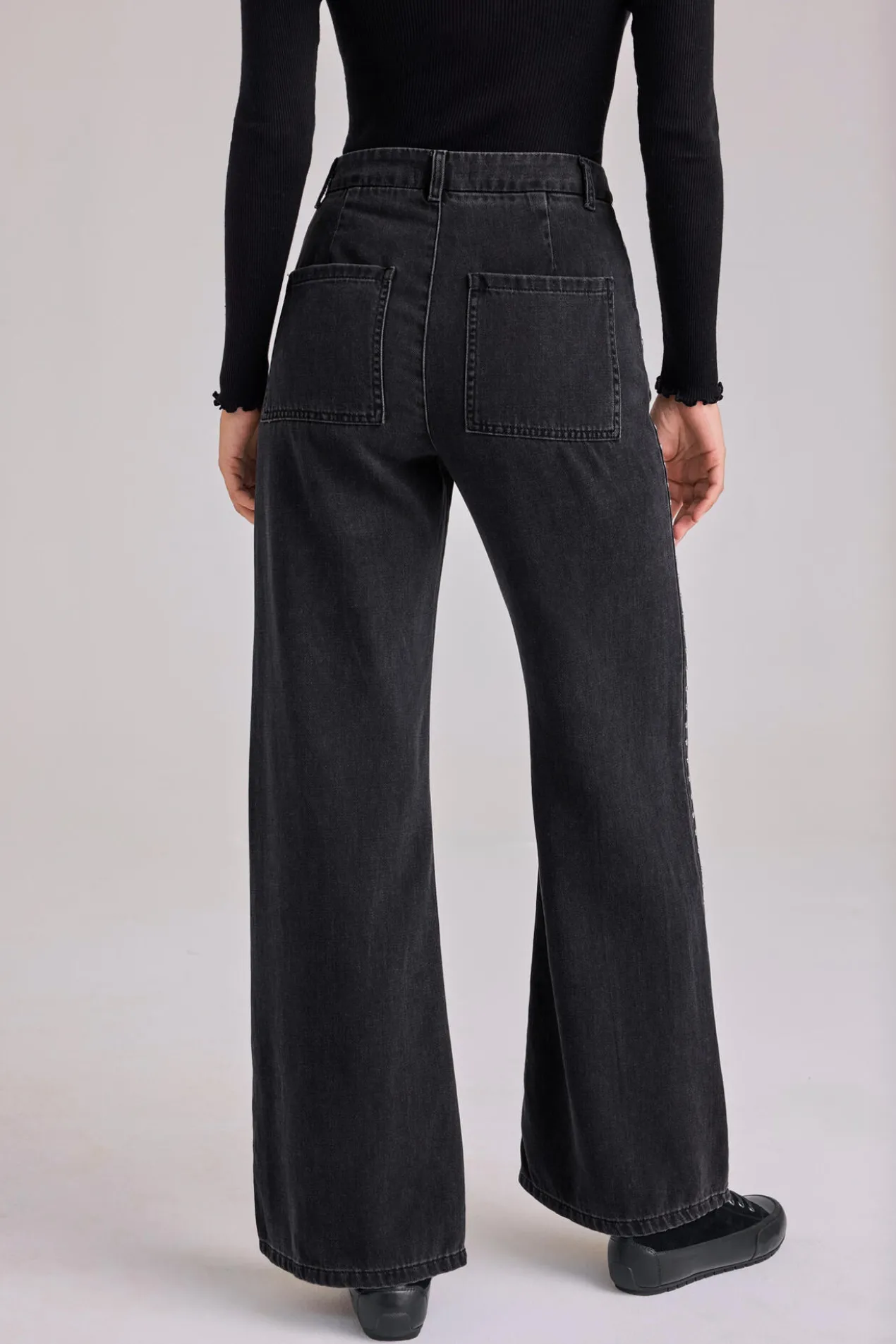 Bella Dahl Wide-leg-Nietenjeans