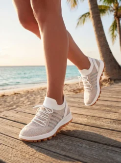 bernie mev. Eleganter Knit-­Sneaker