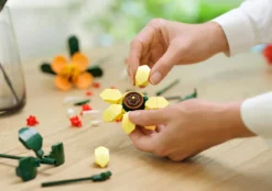Blumenstrauß aus Klemmbausteinen