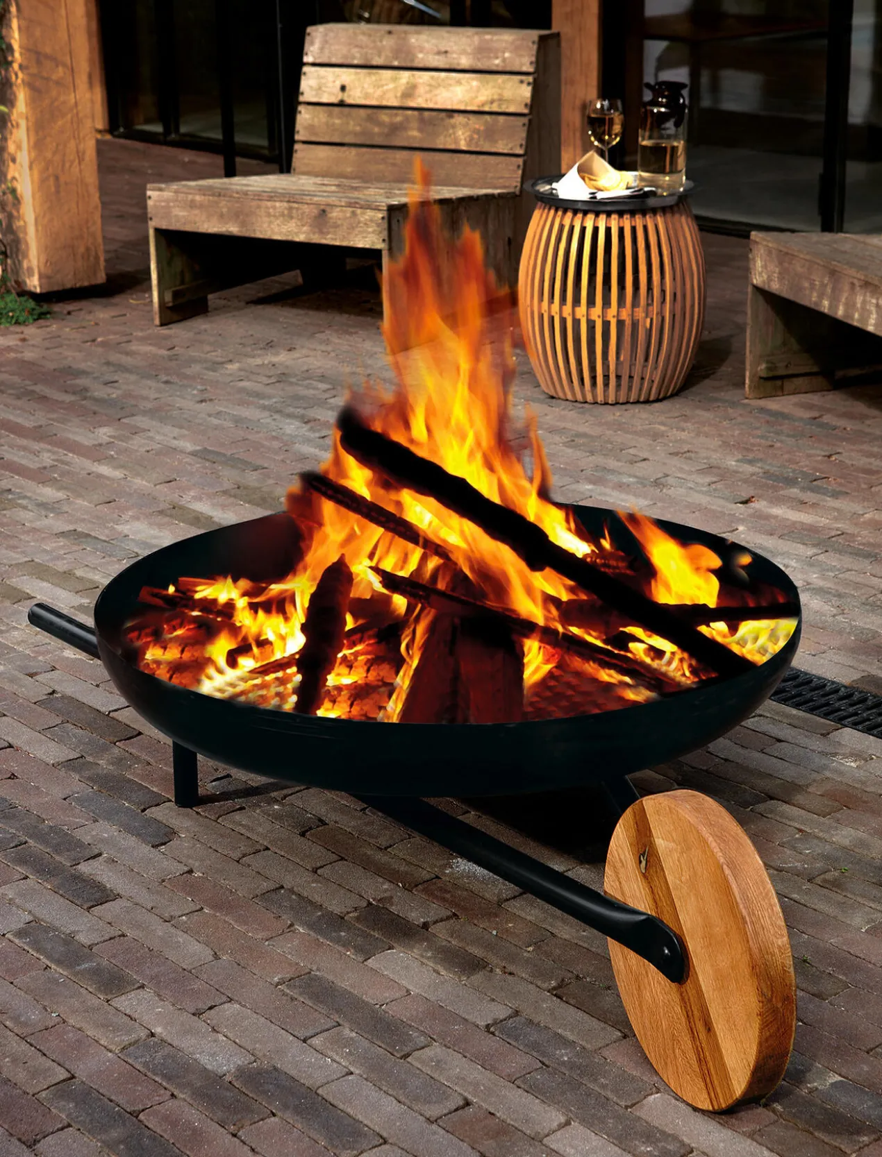 Feuerschale mit Grillfunktion „Barrow“