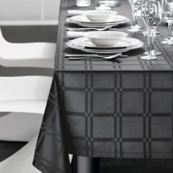 Fleckabweisende Tischdecke