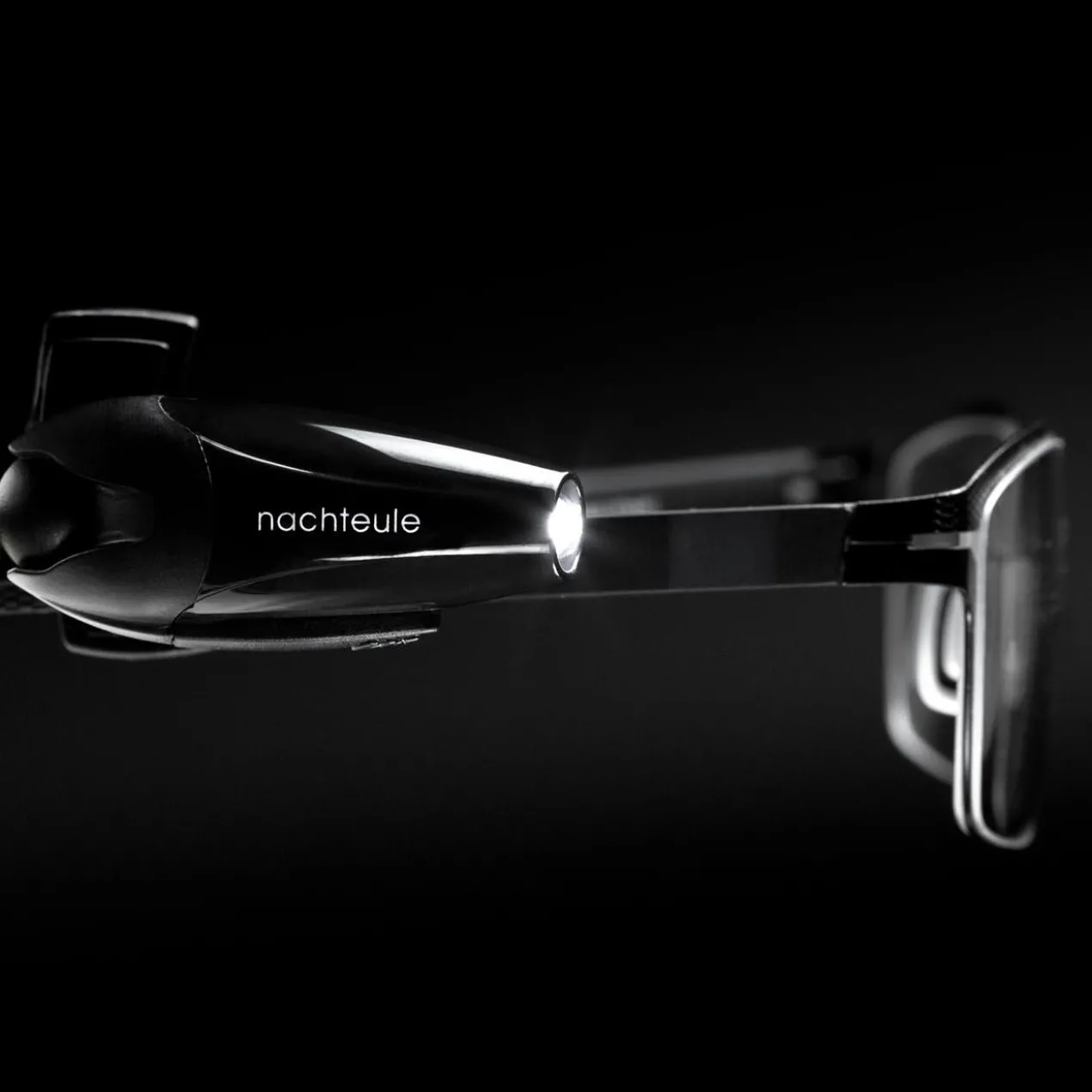 8-g-Clip-Leuchte