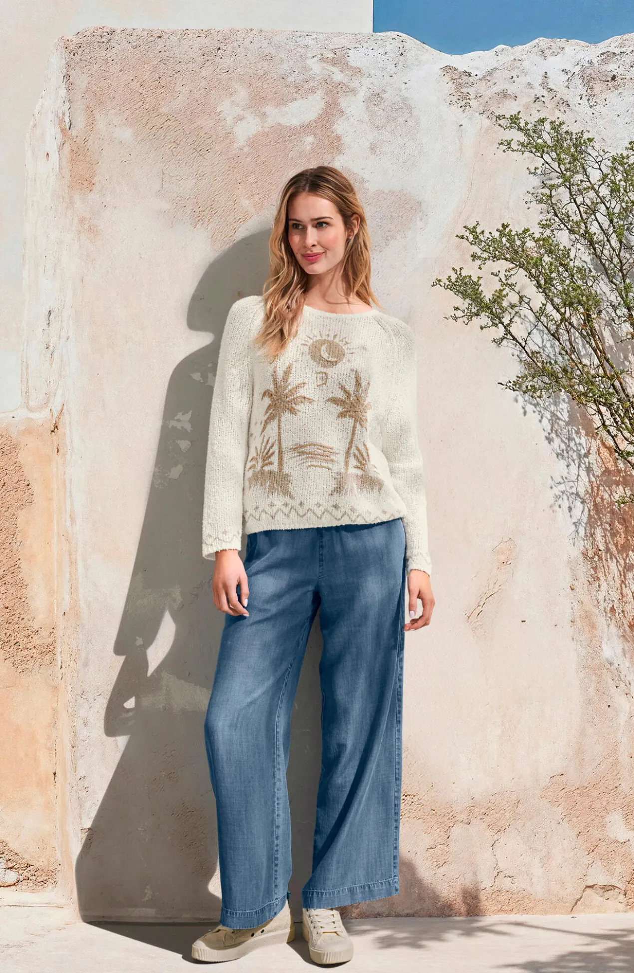 Handbestickter Frottee-Pullover
