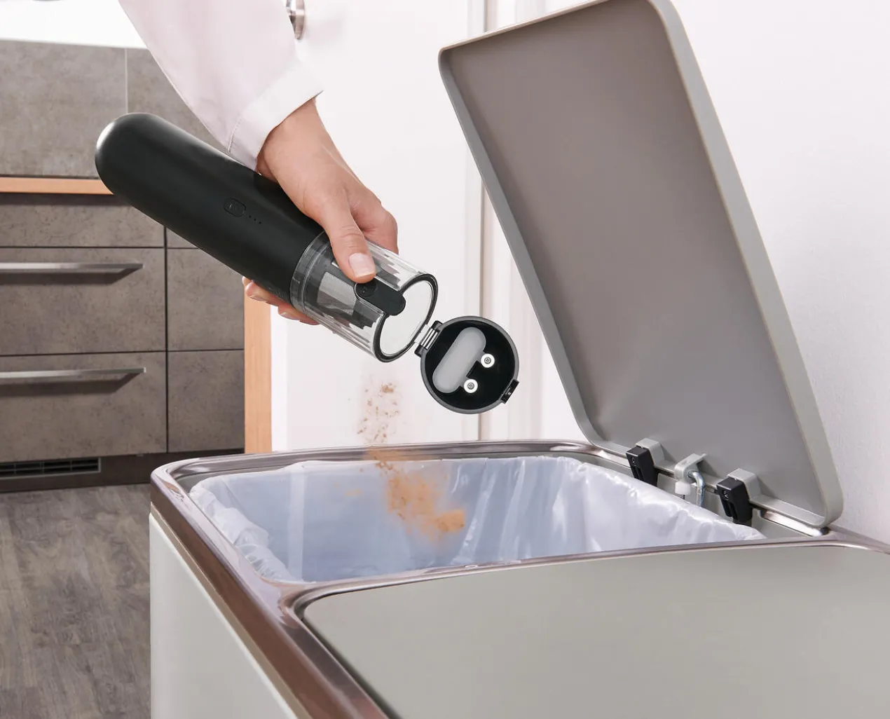 2-in-1 Akkusauger mit Gebläsefunktion