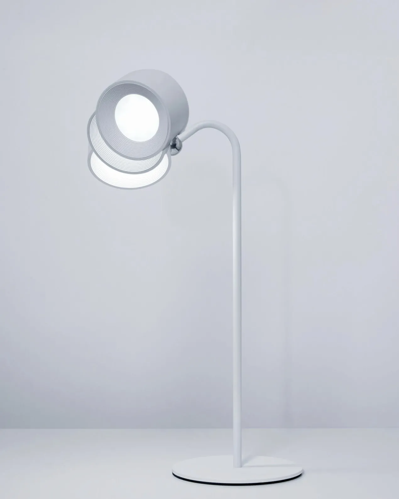 4-in-1 LED-Akku-Leuchte