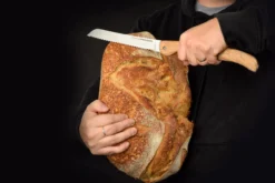 Klappbares Brotmesser