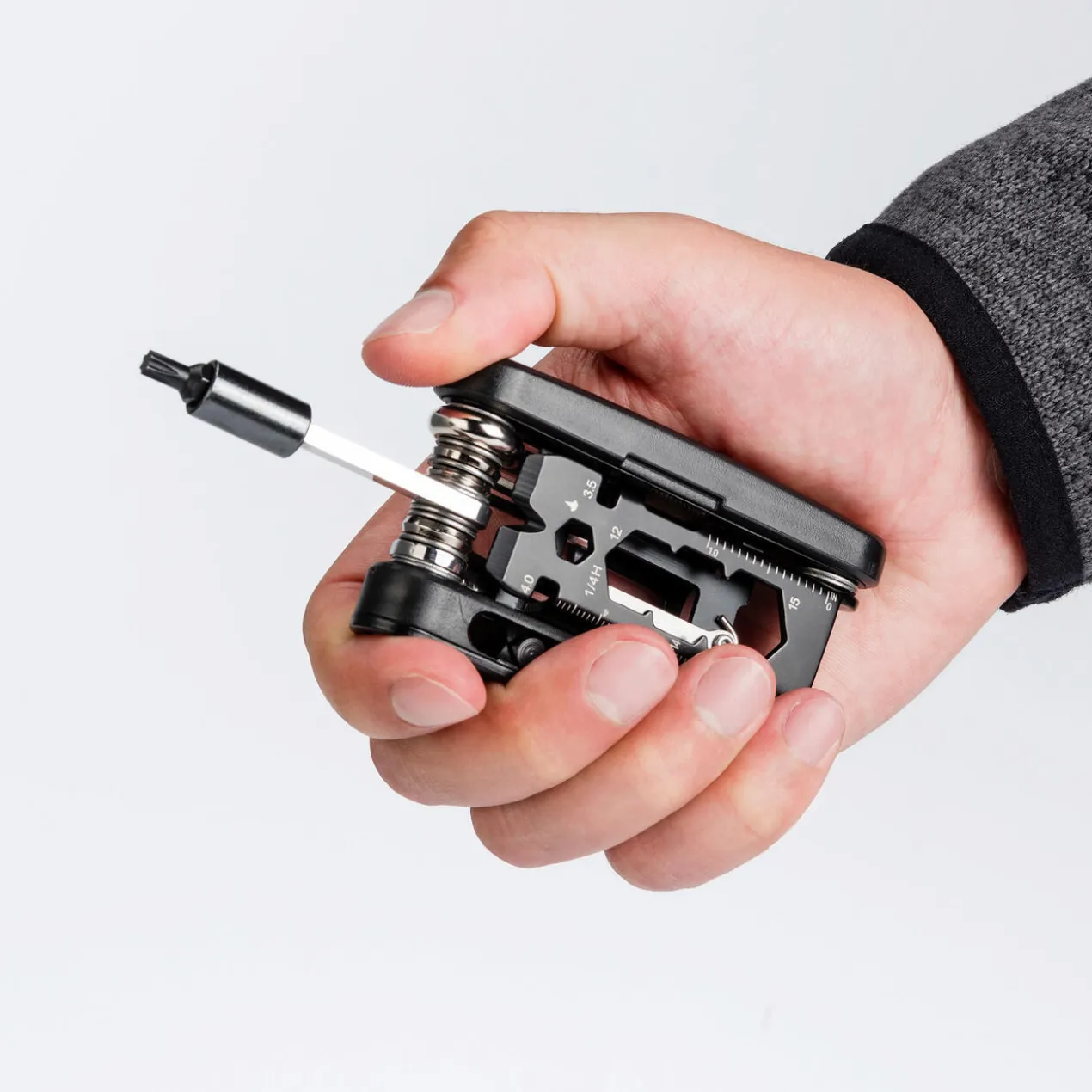 Kompaktes 30-in-1-Fahrradtool