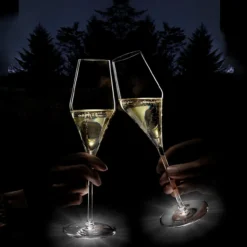 Leuchtende Sekt- und Champagnergläser, 2er-Set