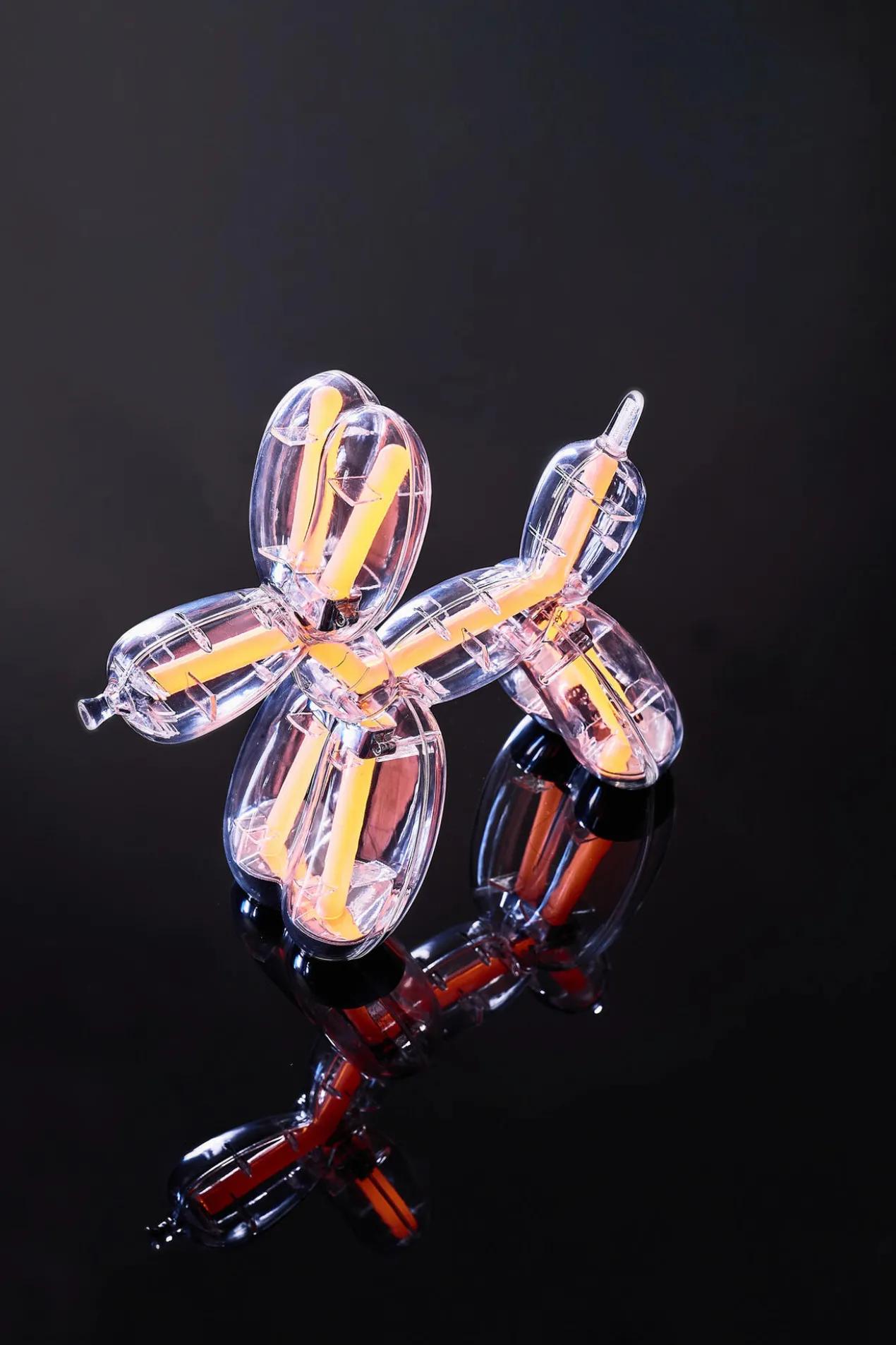 Lexon x Jeff Koons Balloon Dog Leuchte