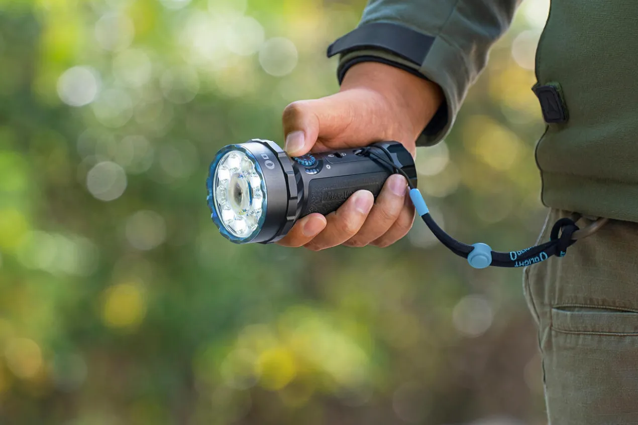 7.000 Lumen Kompakt-Taschenlampe