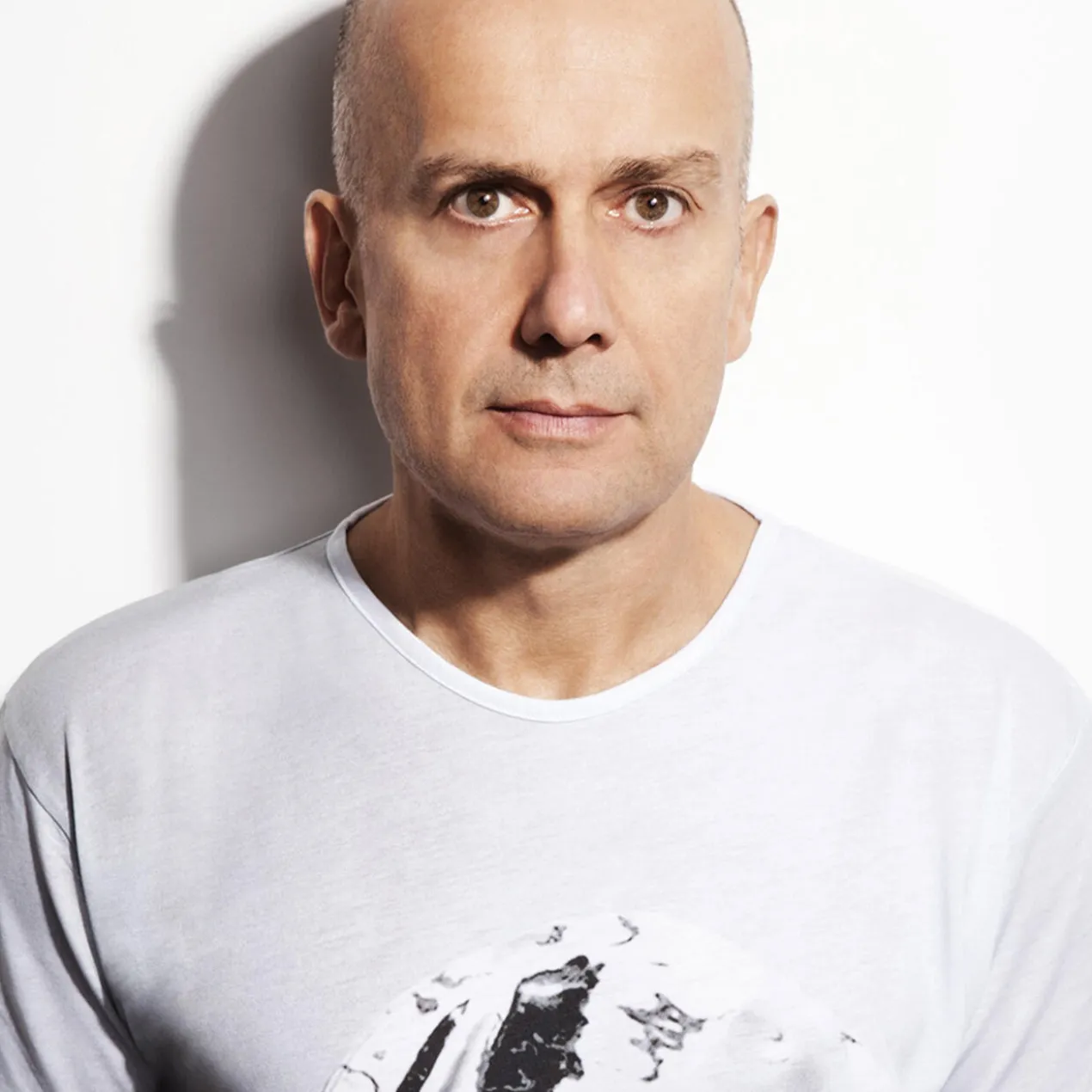 Marc Quinn – Close Up 1