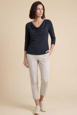 Modal Micro-Wasserfallkragen-Shirt