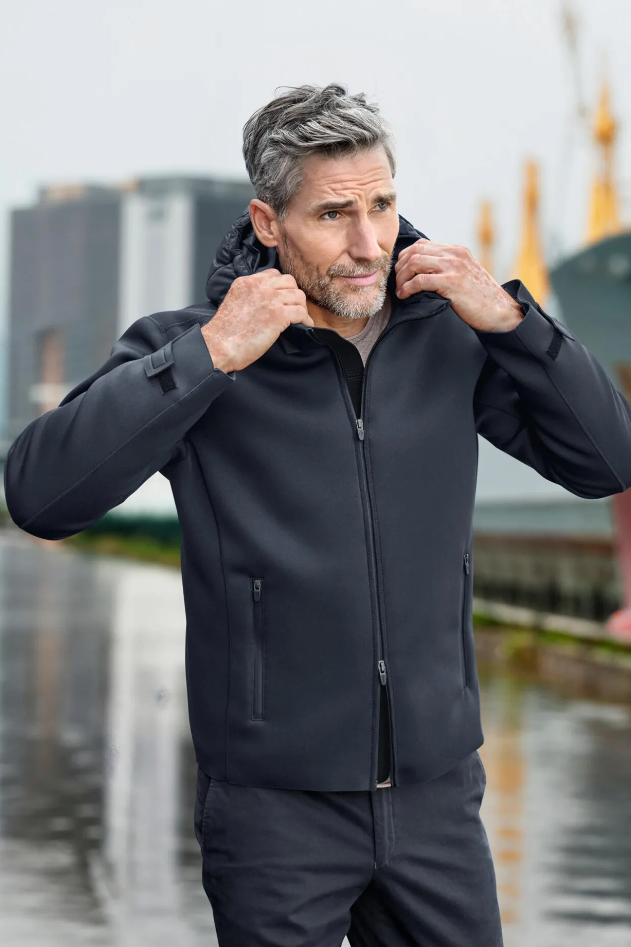 Neopren-Outdoorjacke