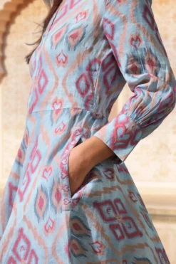 Nimo With Love Ikat-Kleid