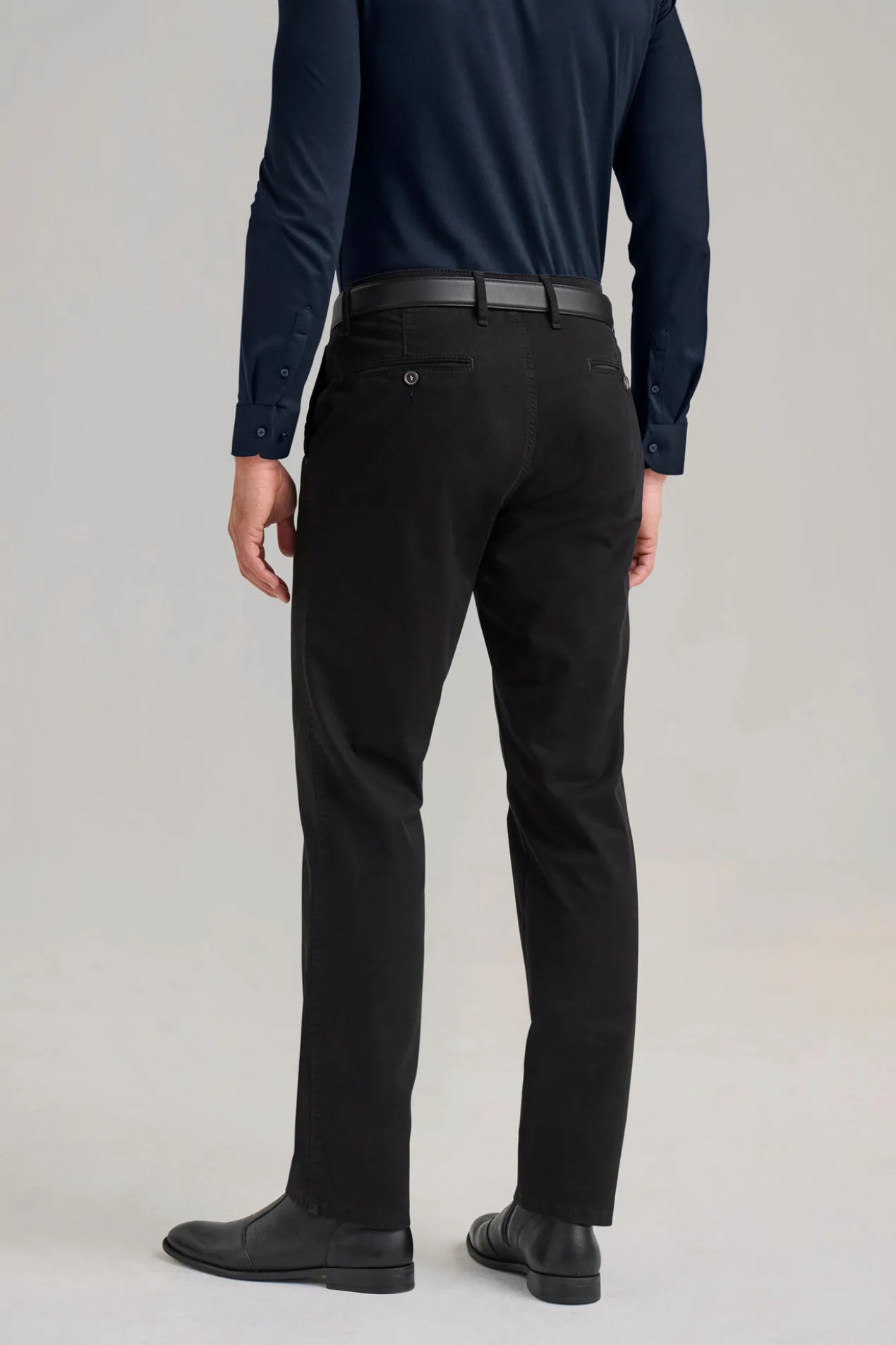 Perma-Black-Chino