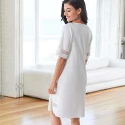 Pluto Clean-Chic-Nachthemd