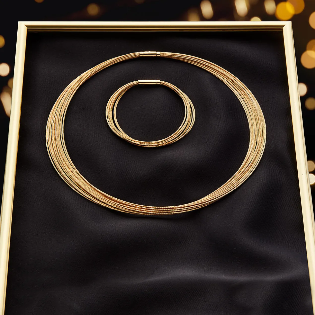 10-reihiges Gold-Armband oder 20-reihiges Gold-Collier