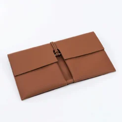 Reto Mirum® Clutch