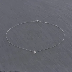 Schwebender Moissanite