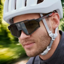 Selbsttönende LCD-Sonnenbrille