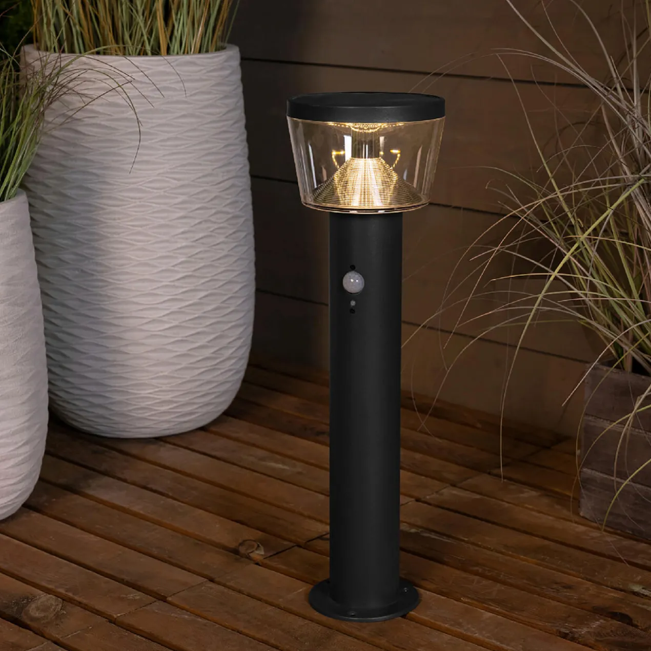 Solar-Boden oder Wandleuchte 600 Lumen