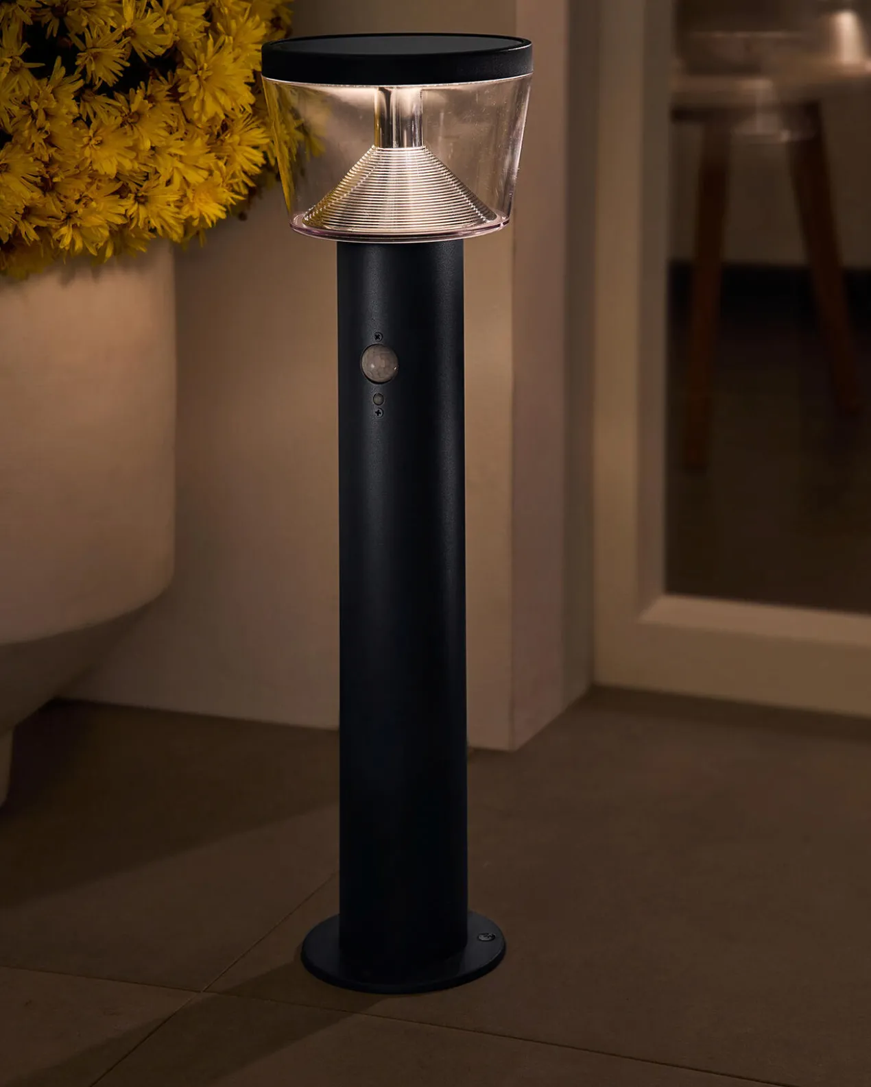 Solar-Boden oder Wandleuchte 600 Lumen
