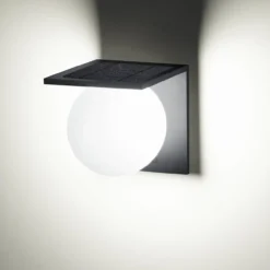 Solar-Kugelwandleuchte