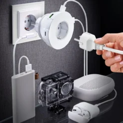 Steckdoseneinsatz mit 4 USB-Ports