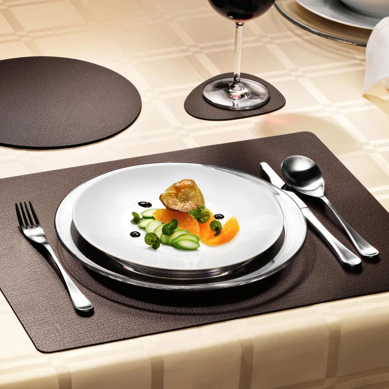 tableMat, 2er-Set, oval oder eckig, Braun/Schwarz