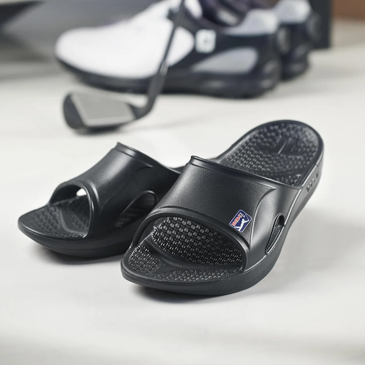 Telic Regenerations-Sandale