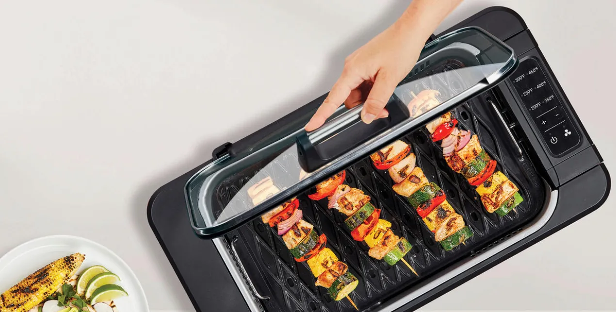 Tischgrill mit integriertem Rauchabzug