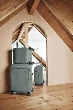 travelite® Leichtbau-Trolleys Fiberglas