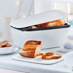 Tupperware® BreadSmart
