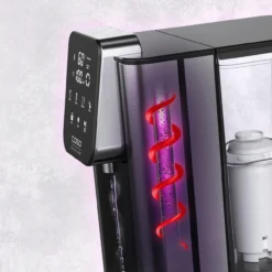 Turbo-Heißwasserspender mit UV-Desinfektion