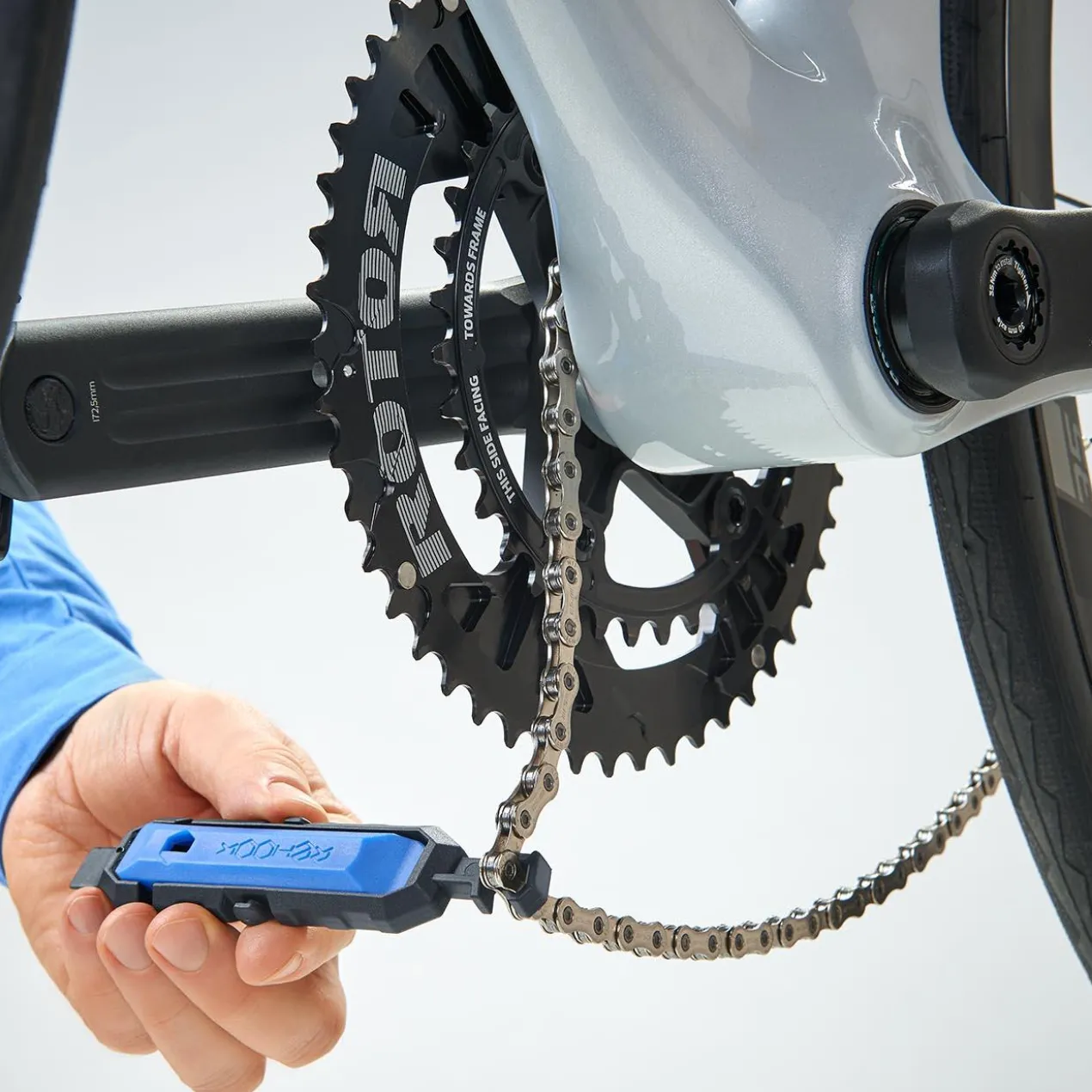 Ultrakompaktes 11-in-1-Fahrradtool