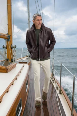 Wetterfeste Kunstlederjacke