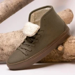 Winter-Canvas-Sneaker